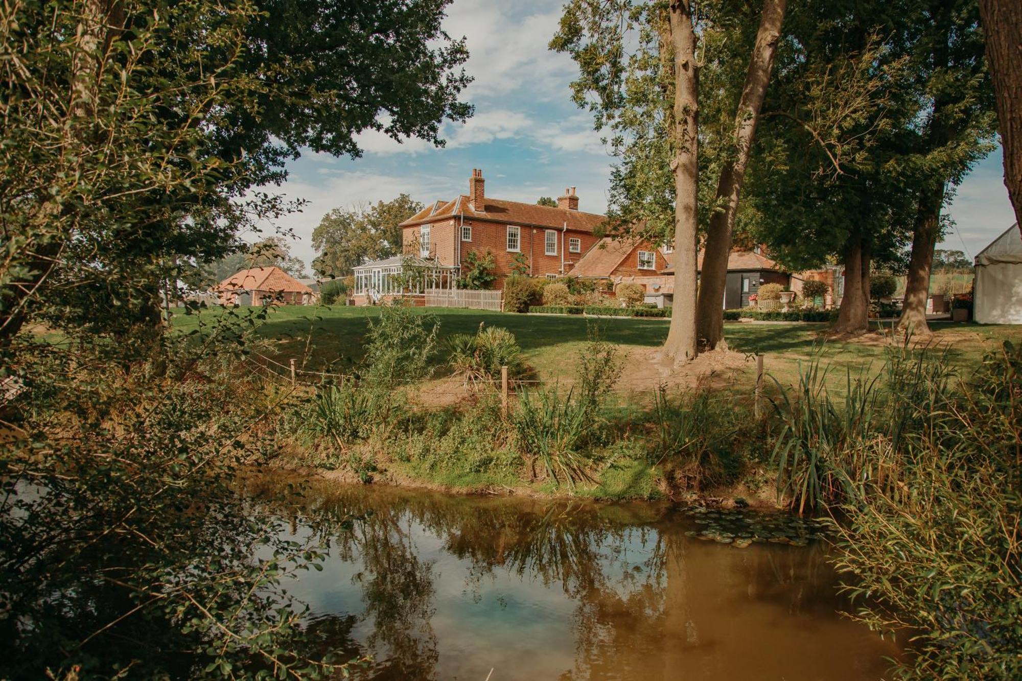 B&B Downham Hall Wickford Exterior foto